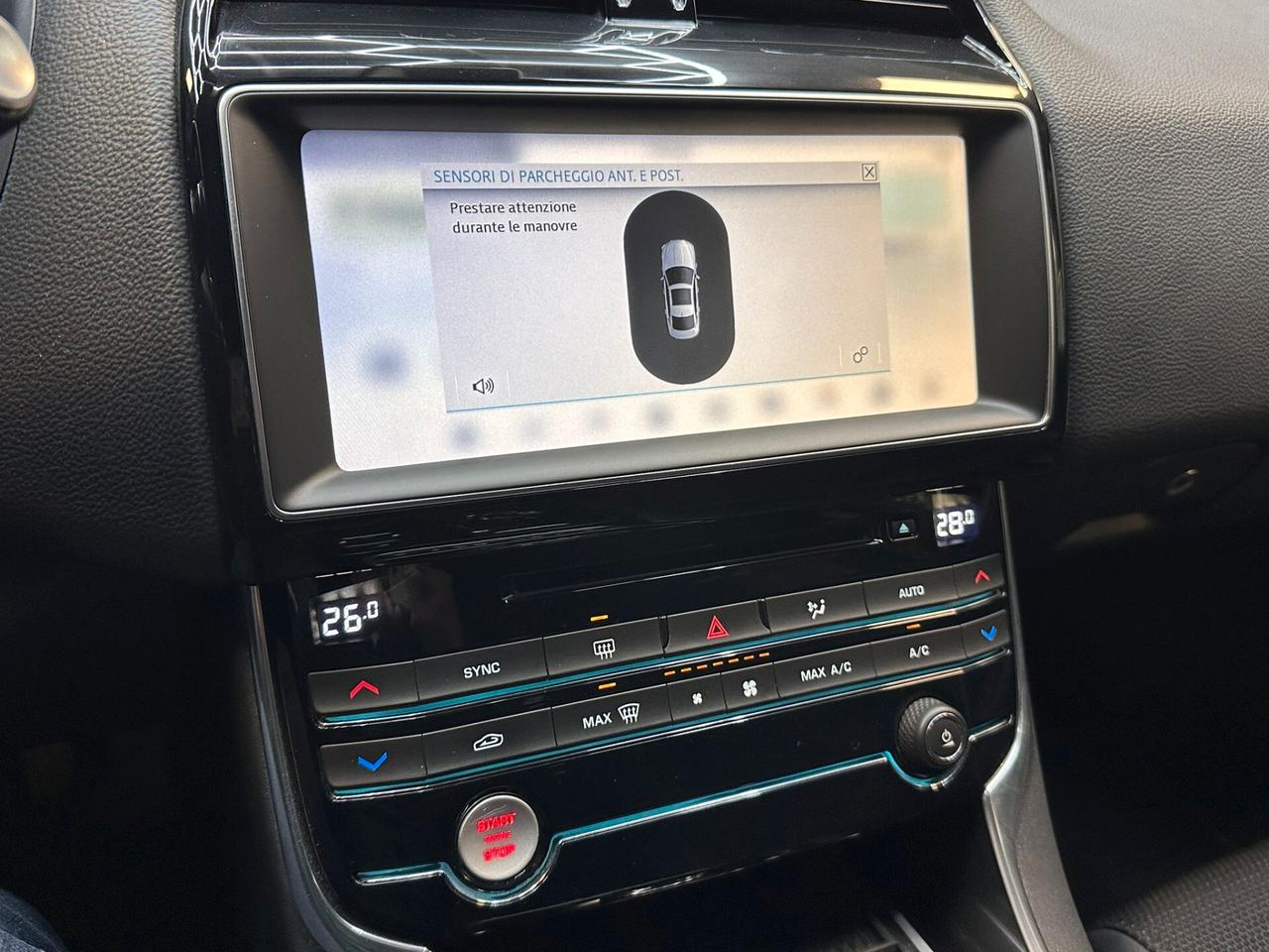 Jaguar XE 2.0 D 240 CV AWD aut. R-Sport