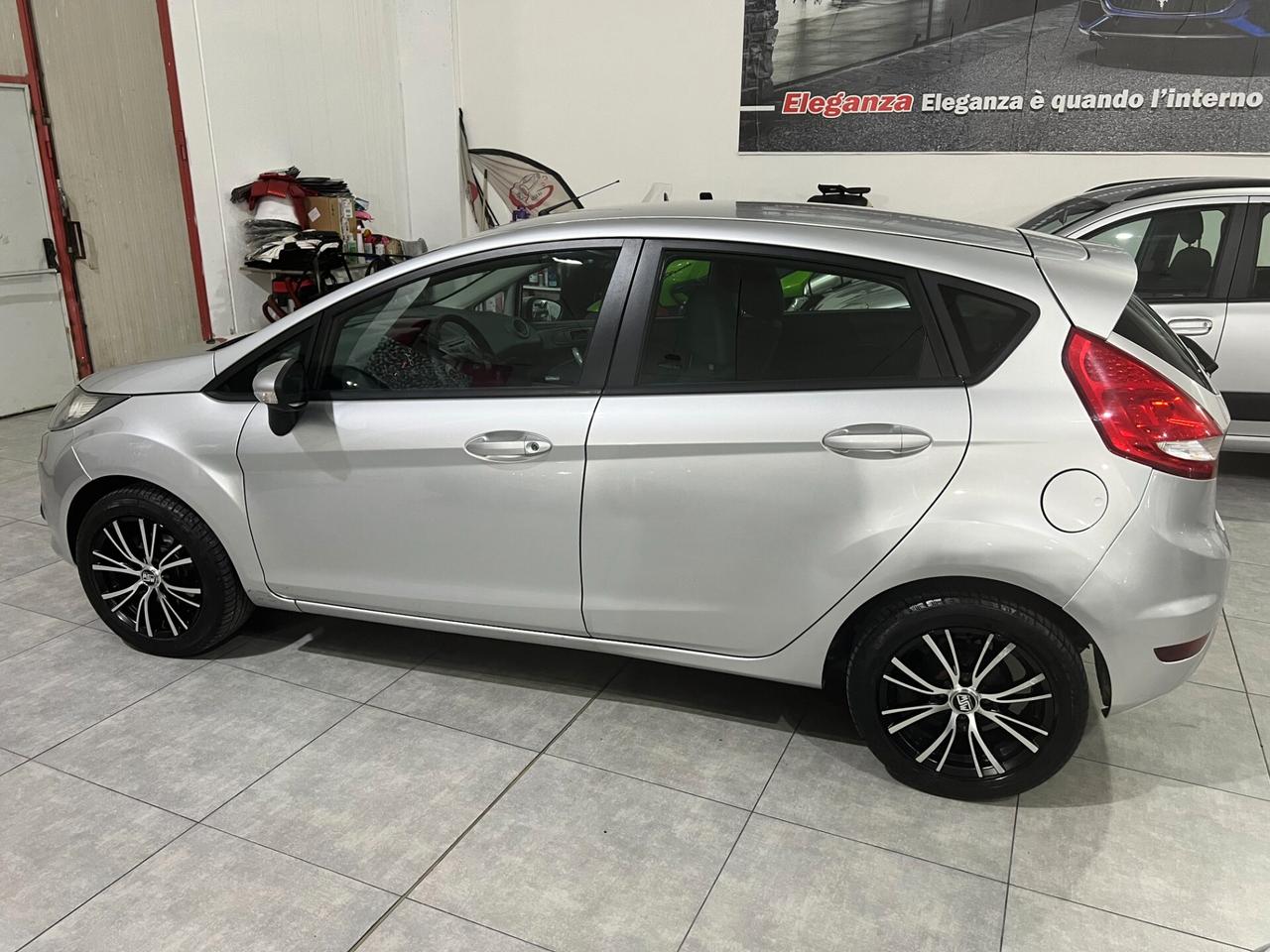 Ford Fiesta 1.2 60CV GPL - TITANIUM - 2011