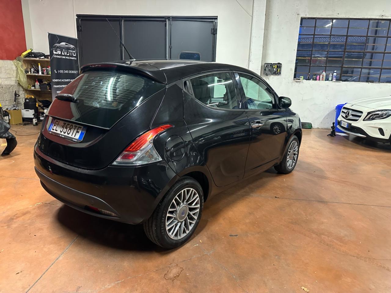 Lancia Ypsilon 1.3 MJT 16V 95 CV 5 porte S&S Gold
