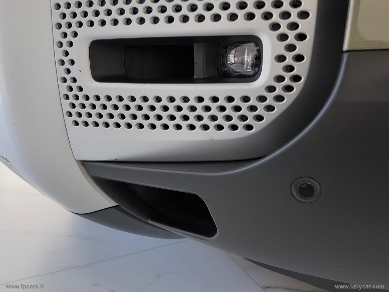 LAND ROVER Defender 90 3.0D I6 200 CV X-Dynamic SE