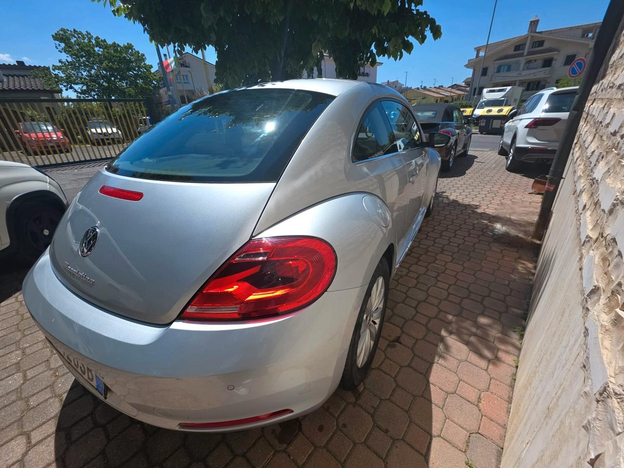 Volkswagen Maggiolino 1.6 TDI DSG Design