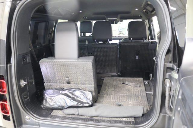 LAND ROVER Defender 110 3.0D I6 250 CV AWD X-Dynamic SE 7 POSTI