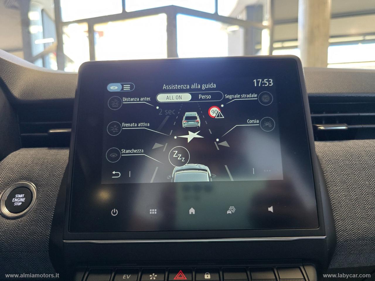 RENAULT Clio Full Hybrid E-Tech 145 CV Techno