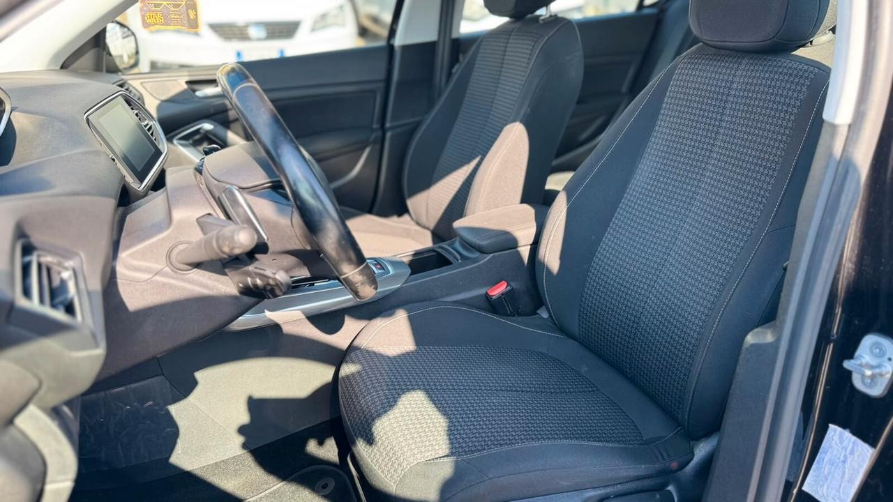 Peugeot 308 BlueHDi 130 S&S EAT8 GT Line