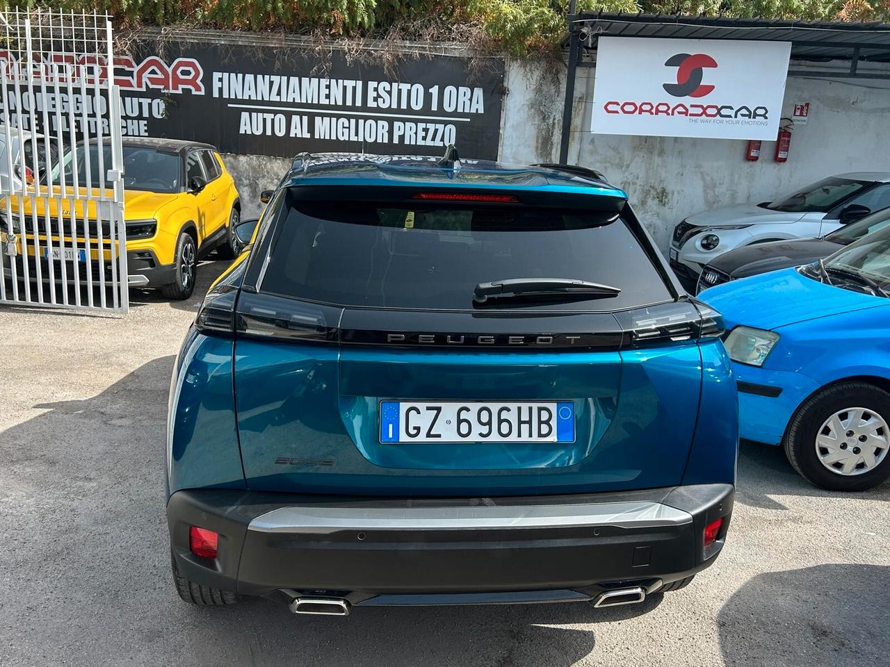 PEUGEOT 2008 2025 AUTOMATICA 130CV BENZINA ALLURE 18000KM