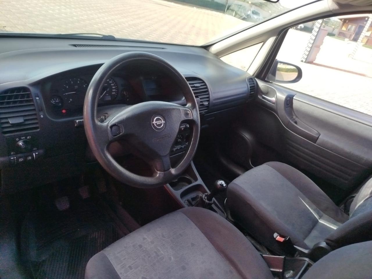 Opel Zafira 1.6 16V cat Eco M Elegance