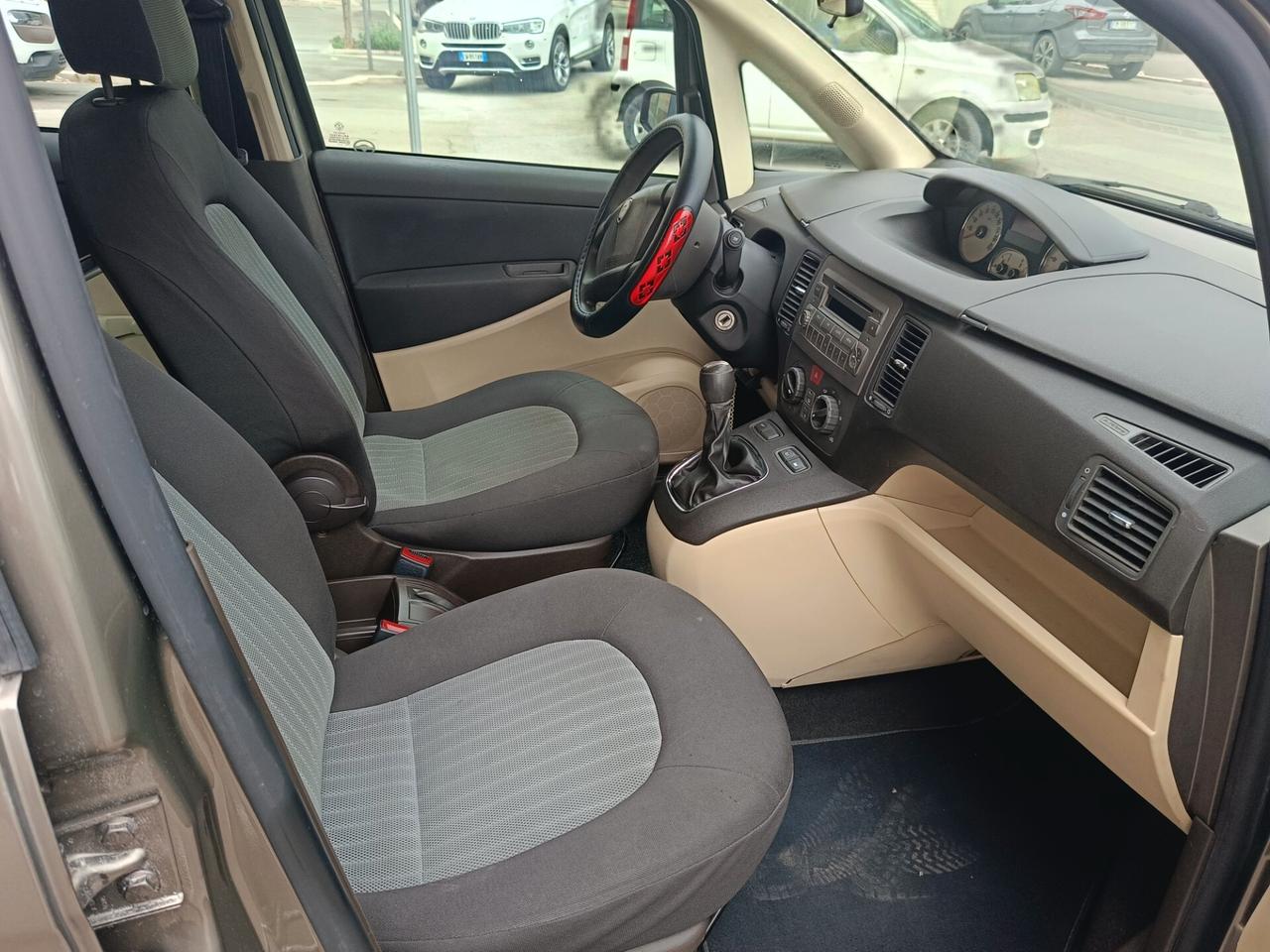 Lancia MUSA 1.3 Multijet 16V Oro