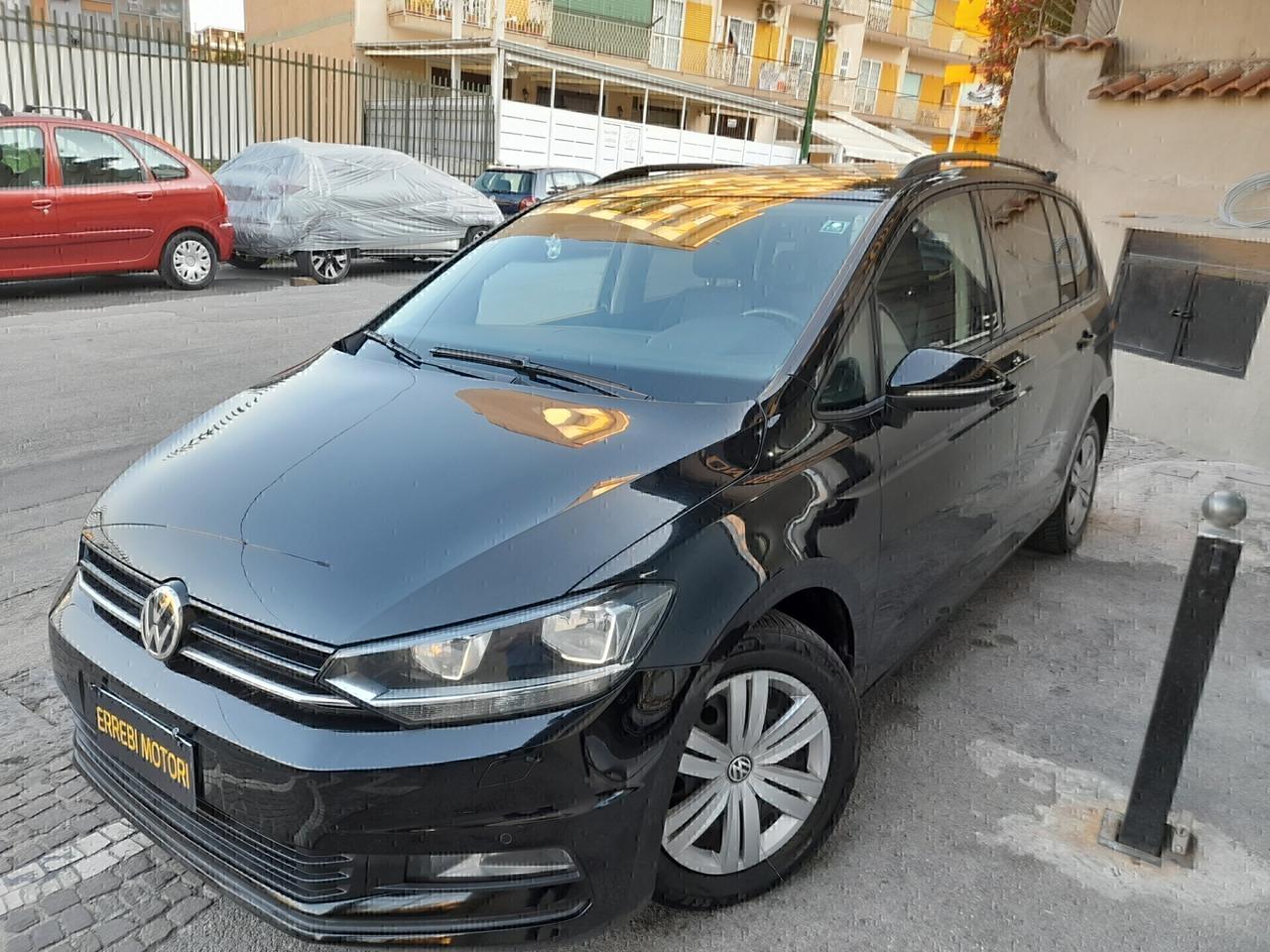 Volkswagen Touran 7 POSTI 2.0 115cv AUTOMATICO