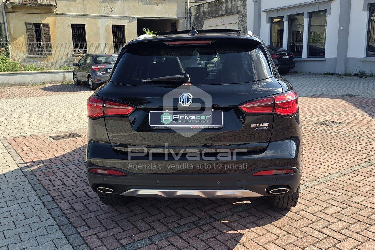 MG EHS Plug-in Hybrid Exclusive