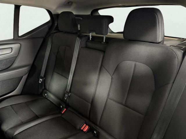 VOLVO XC40 D3 MOMENTUM MANUALE