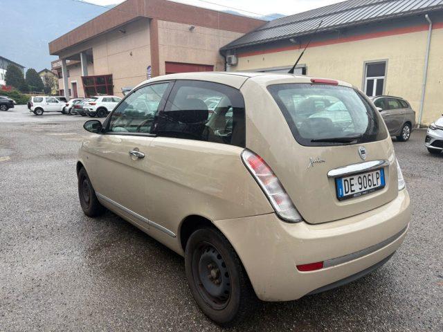 LANCIA Ypsilon 1.2 ADATTA A NEOPATENTATI