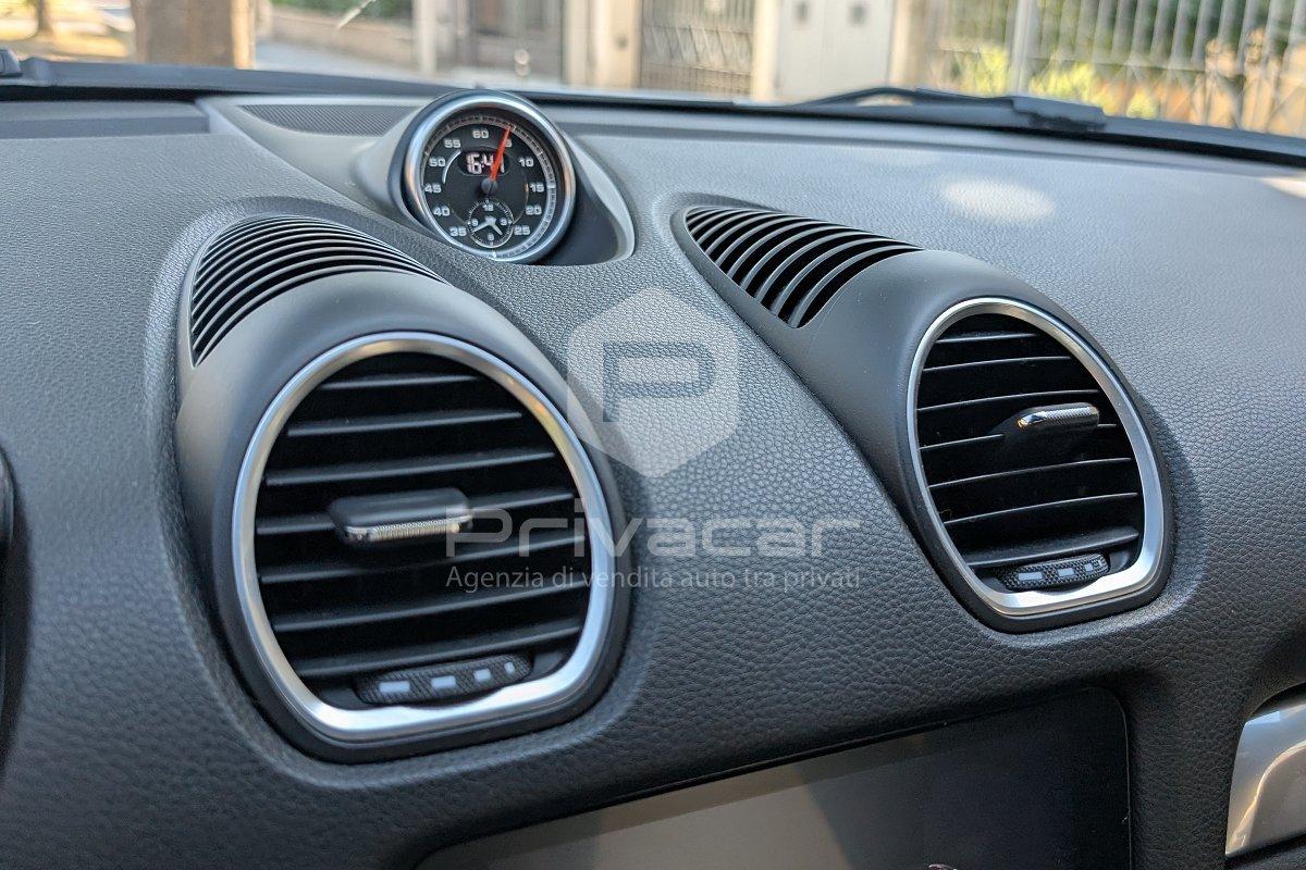 PORSCHE 718 Cayman 2.0