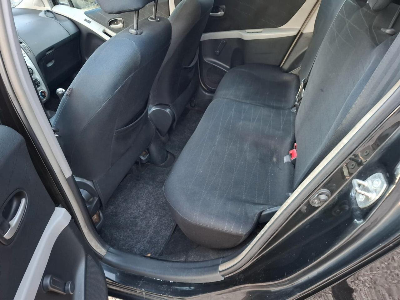 Toyota Yaris 1.4 D-4D 5 porte Sol