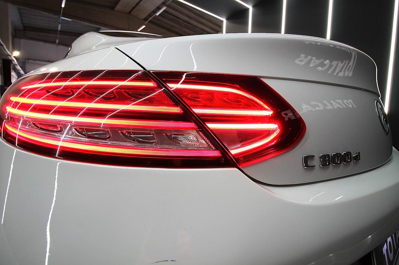 MERCEDES CLASSE C 300 COUPÈ AMG LINE PREMIUM