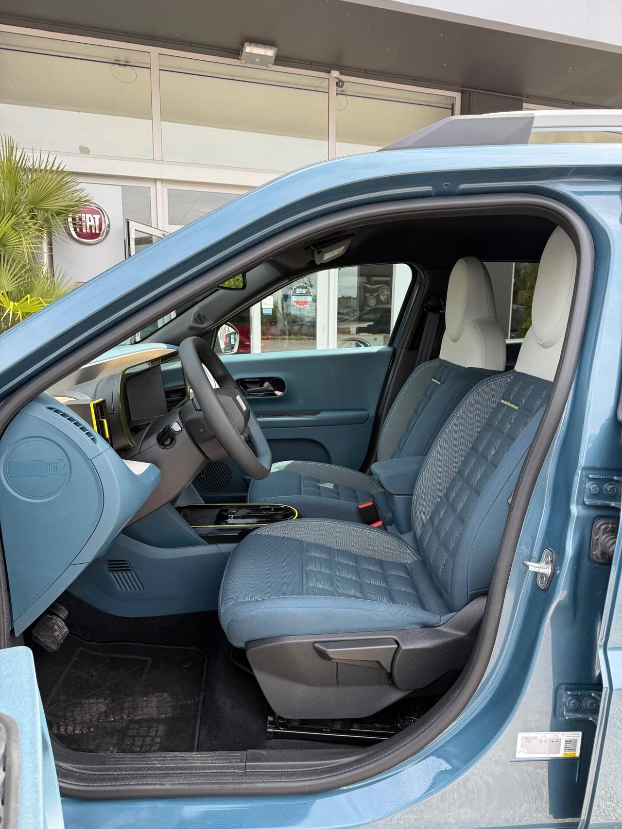 Fiat Grande Panda 1.2 Hybrid 110 CV S&S La Prima