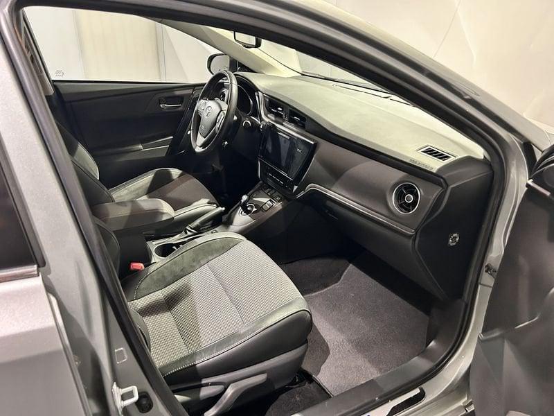 Toyota Auris 1.8 Hybrid E-CVT Lounge AREA C FREE