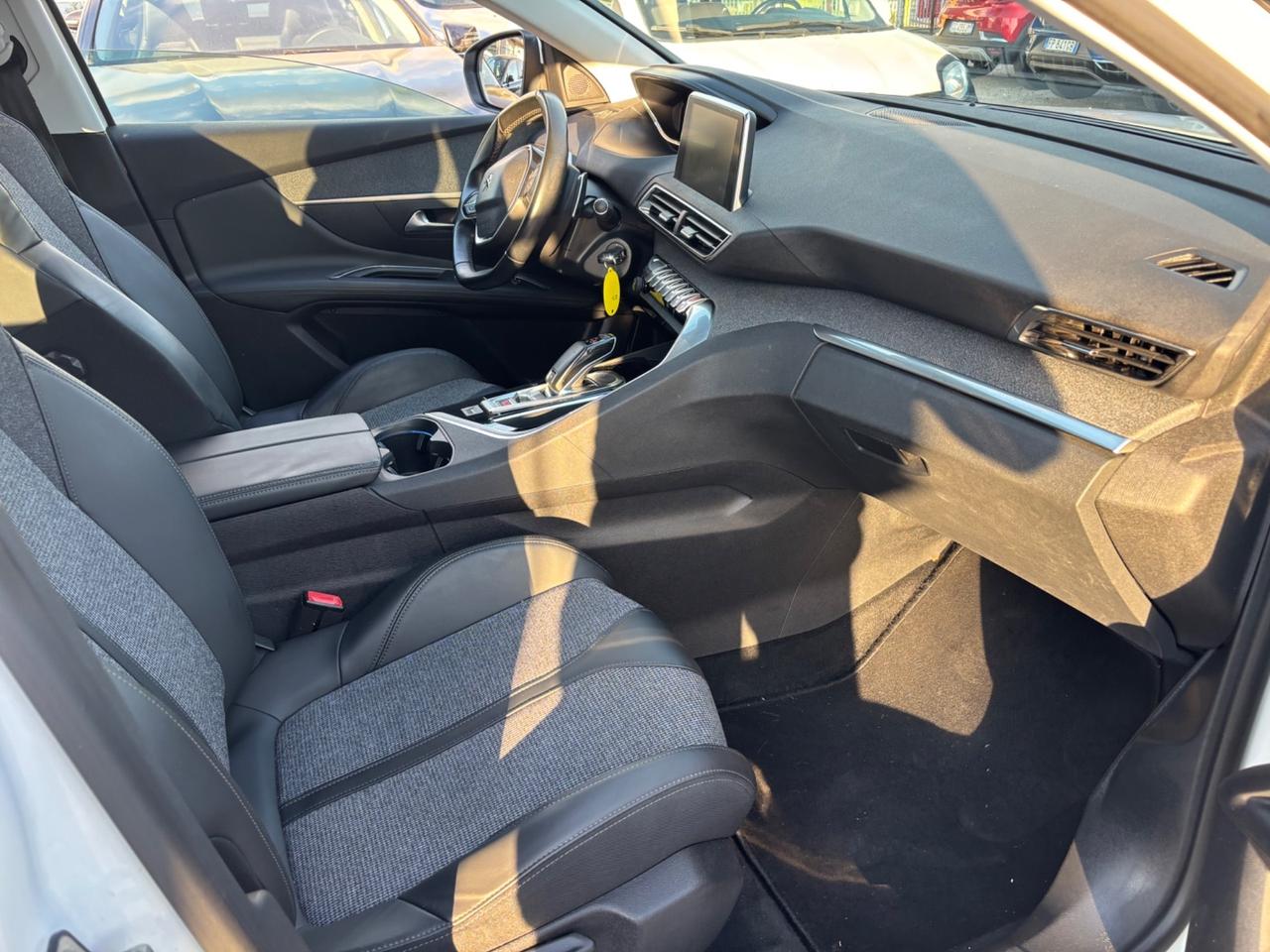 PEUGEOT 3008 HDI 1.6 120CV AUTOMATICA STUPENDA