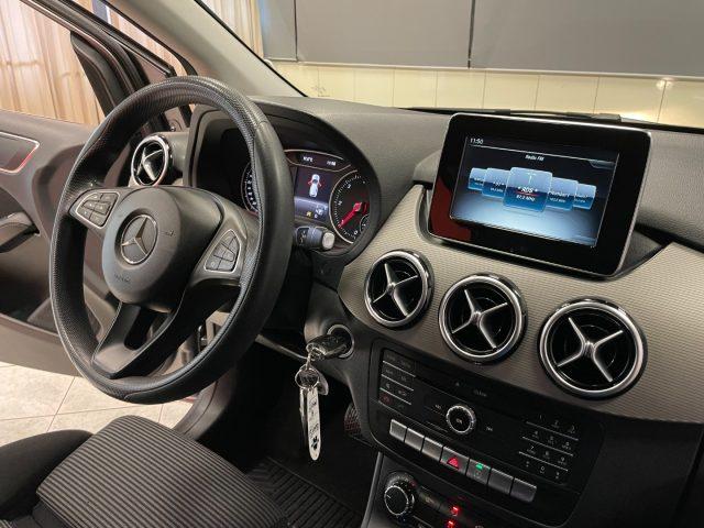 MERCEDES-BENZ B 180 d Automatic Business