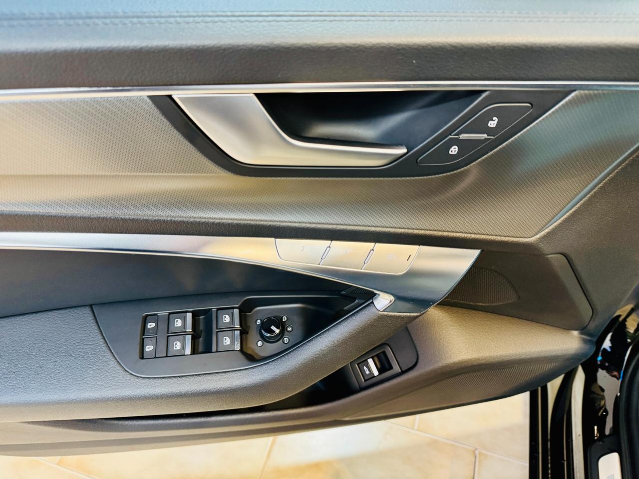 Audi A6 Avant 2.0 tdi s-tronic TETTO / VIRTUAL R.CAM