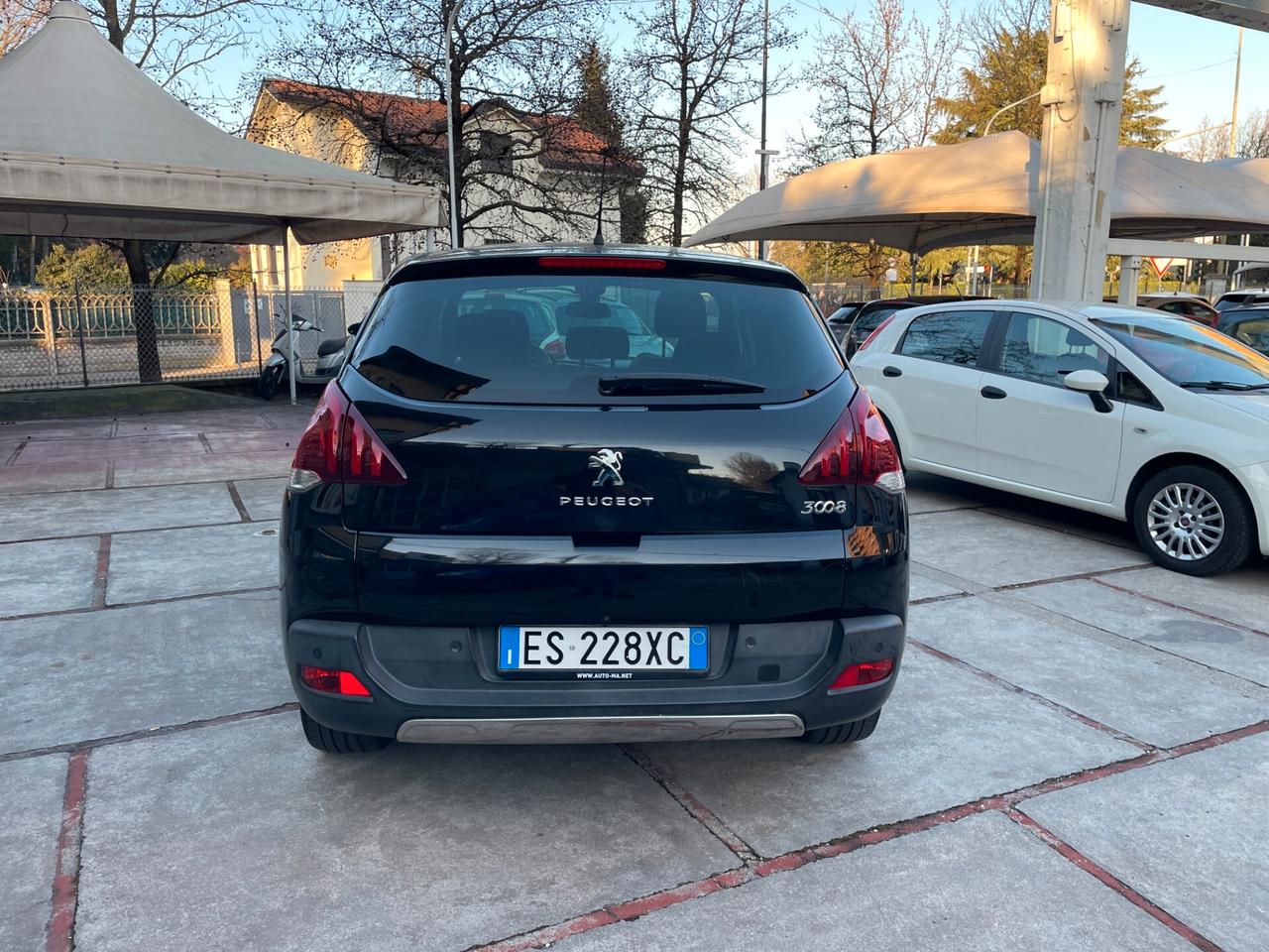 Peugeot 3008 1.6 HDi 115CV Allure