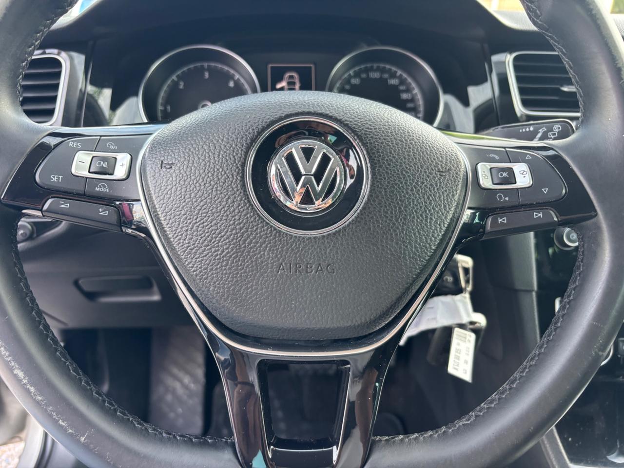 VW GOLF BUSINESS 1.6TDI 105CV DSG HIGHLINE