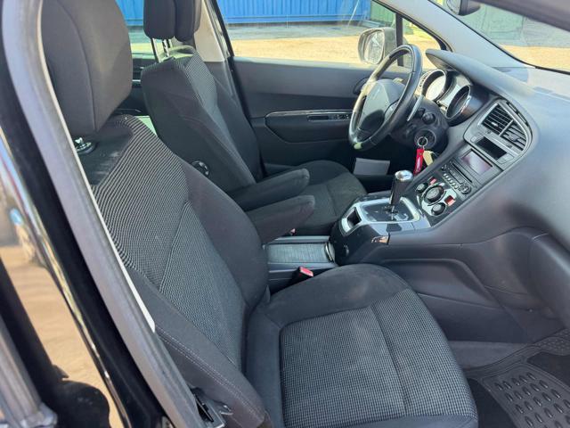 PEUGEOT 5008 1.6 e-HDi 112CV Stop&Start cambio robotizzato Acti