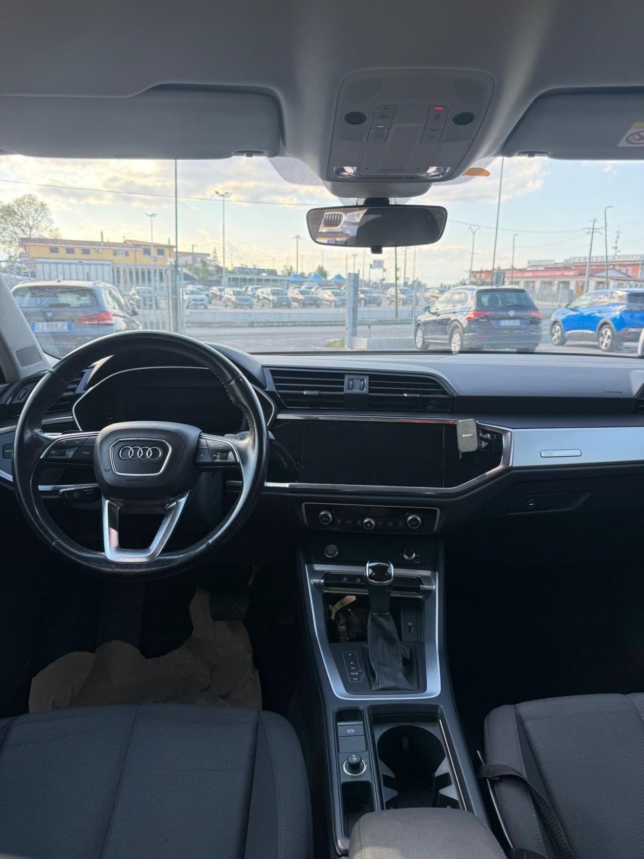 Audi Q3 35 TDI S tronic Business Advanced
