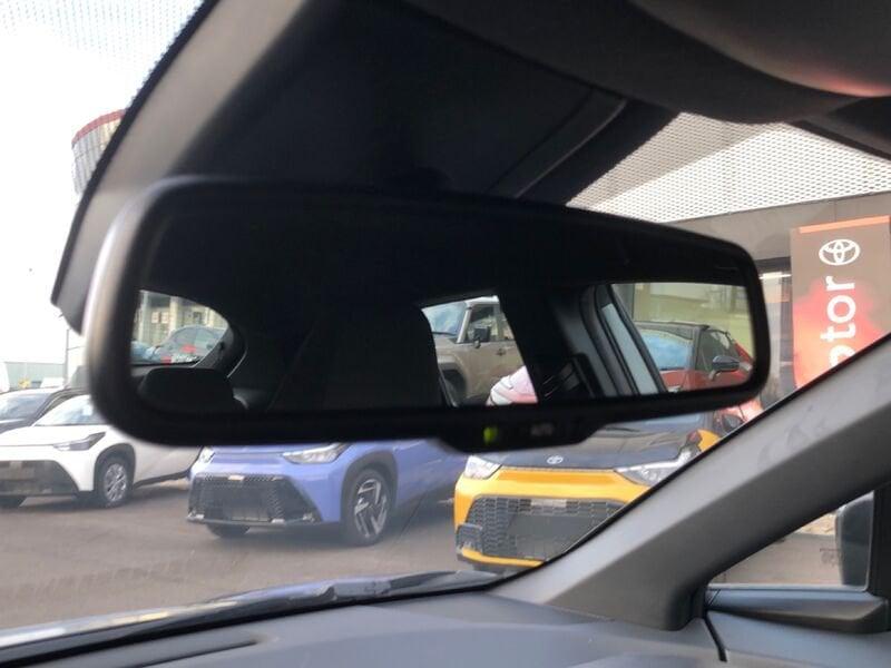 Toyota C-HR C-HR 1.8 Hybrid E-CVT Active