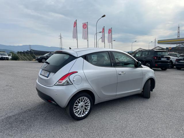 LANCIA Ypsilon 1.2 69 CV 5 porte Platinum