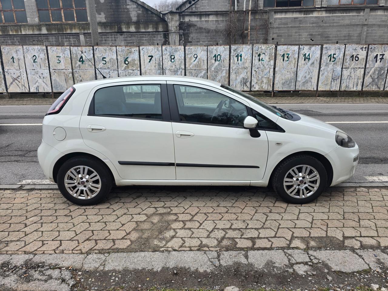 Fiat Punto Evo 1.3 Mjt 75 CV NEOPATENTATI