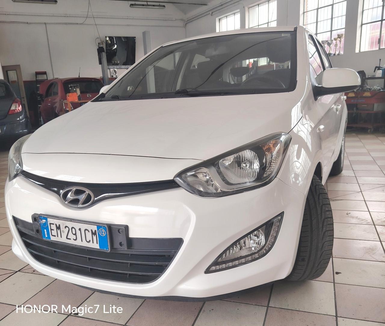 Hyundai i20 1.2 5p. BlueDrive GPL Sound Edition