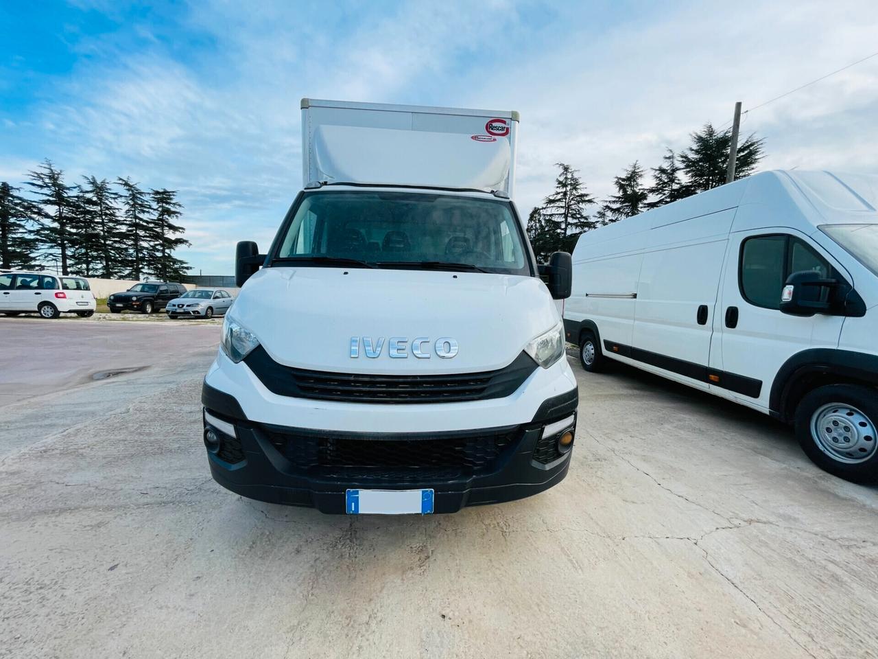 Iveco Daily 35-120 CASSA RIGIDA CON SPONDA IDRAULICA PATENTE B