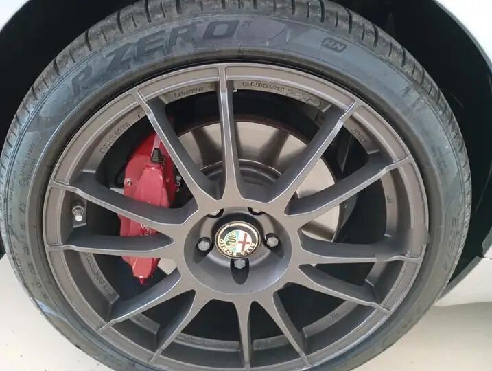 Alfa Romeo Spider 3.2 JTS V6