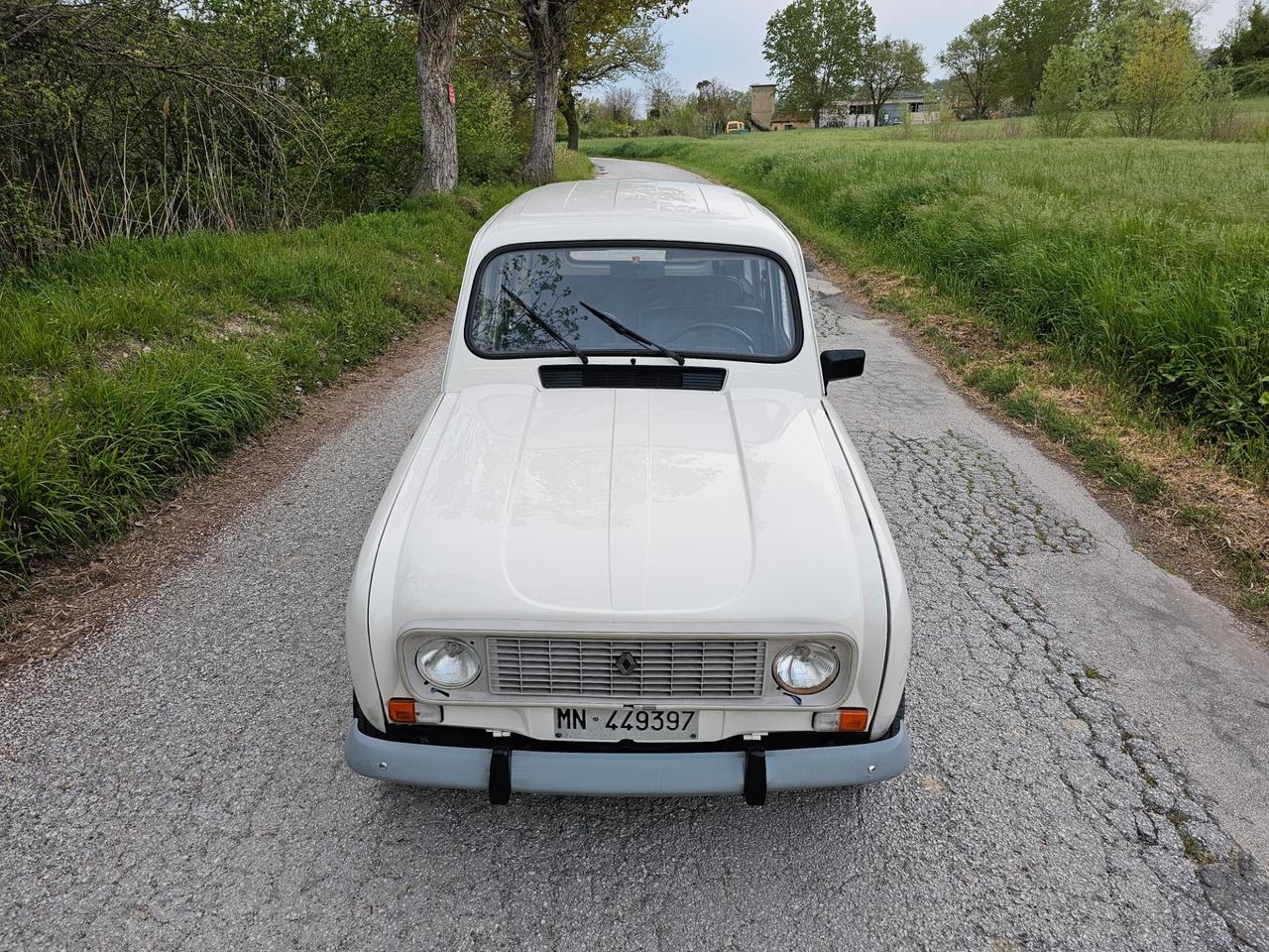 Renault 4 TL 950