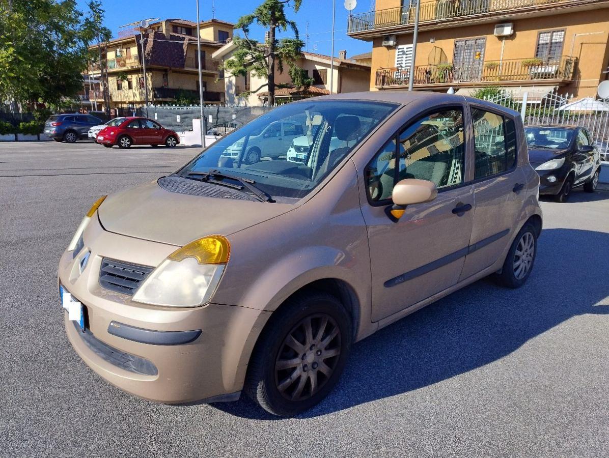 RENAULT Modus 1.5 dCi/70CV Dynamique