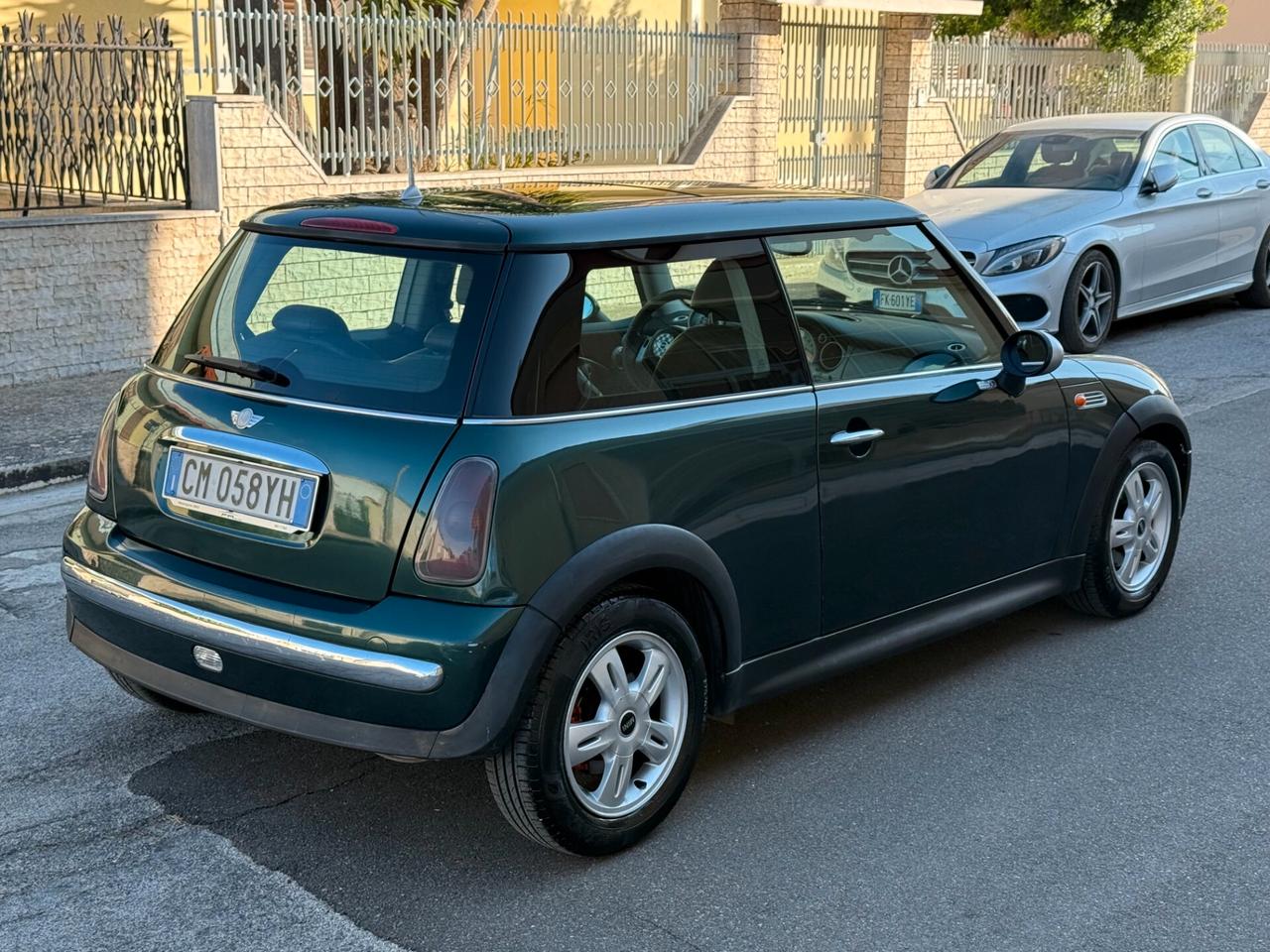 Mini 1.4 TDI 75CV One D *TETTO *PELLE - 2004