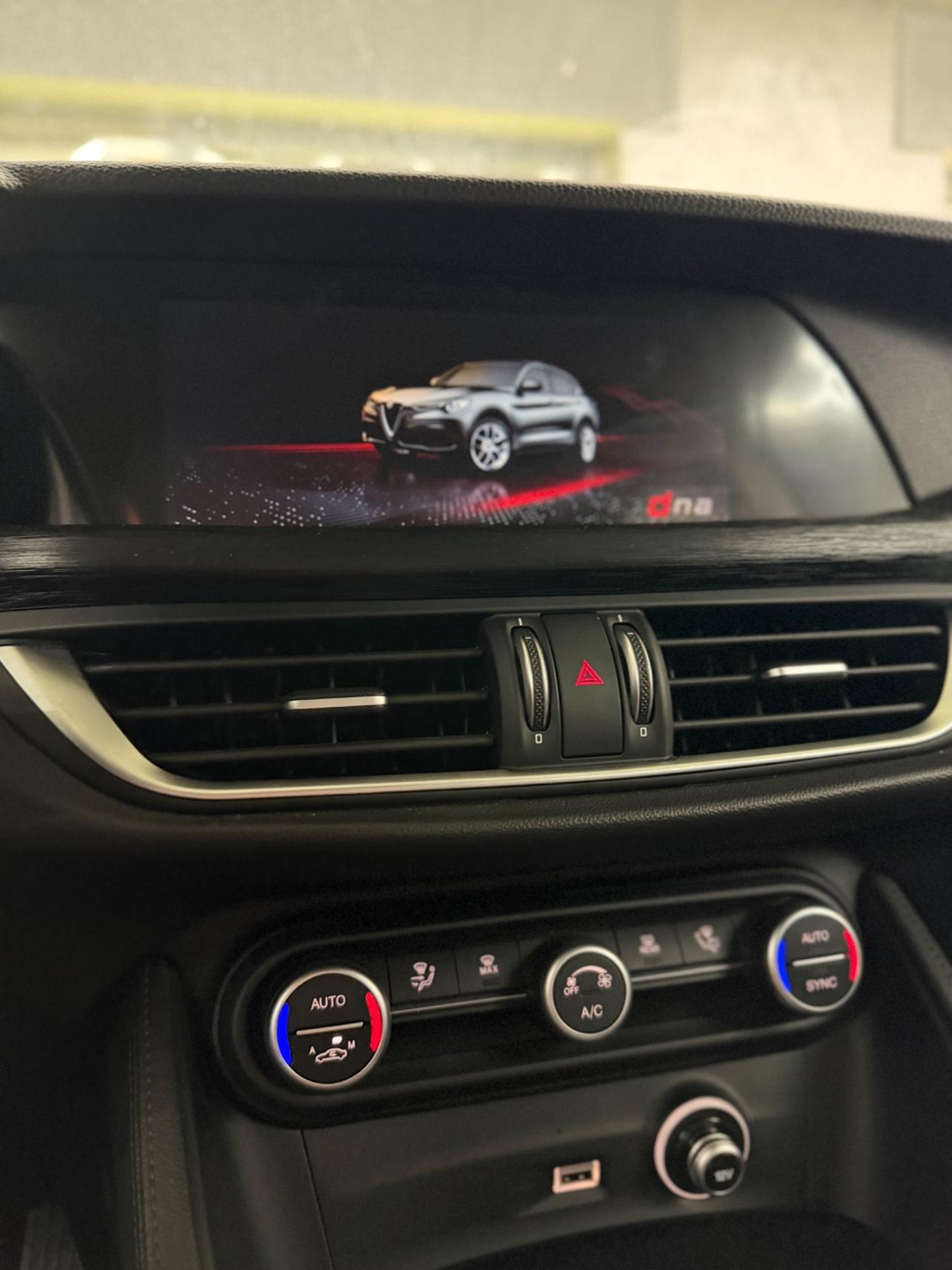 Alfa Romeo Stelvio 2.2 Turbodiesel 190 CV AT8 RWD Executive