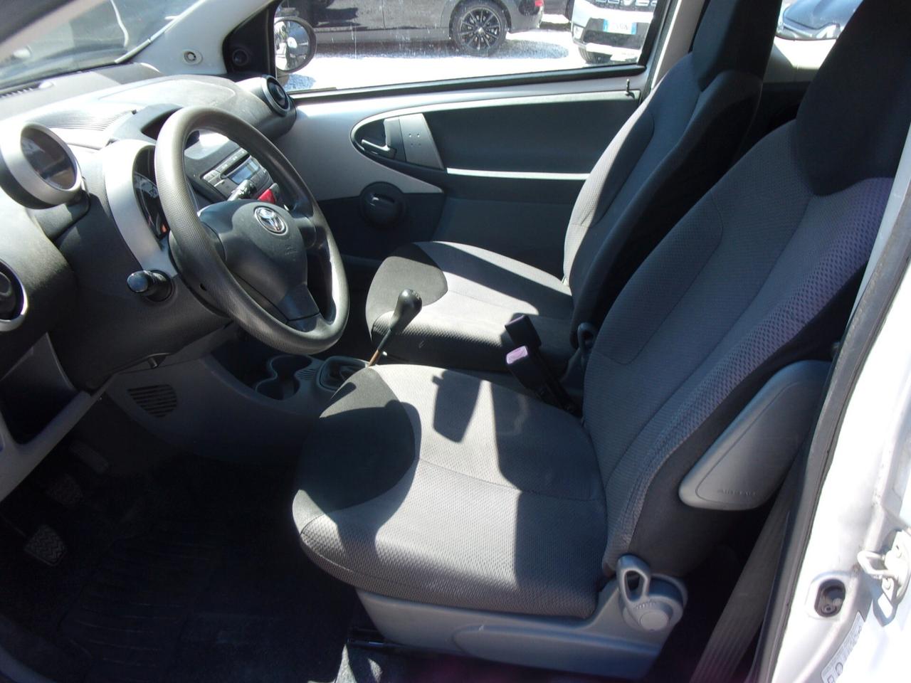Toyota Aygo 1.0 12V VVT-i 3 porte Sol