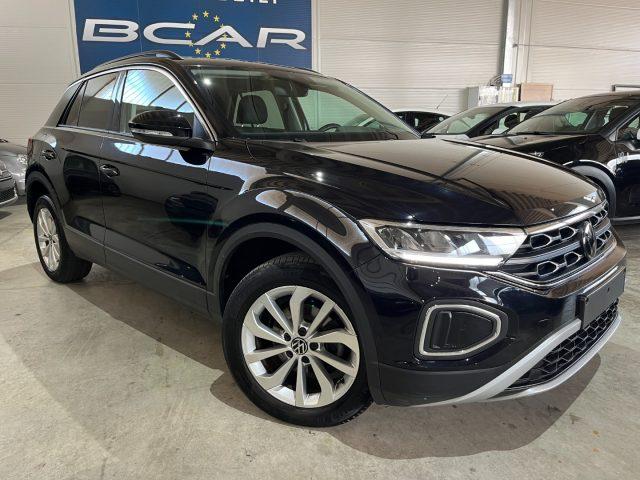 VOLKSWAGEN T-Roc 1.5 TSI ACT Life "17 STYLE /FULL LED/CAR PLAY/PARK