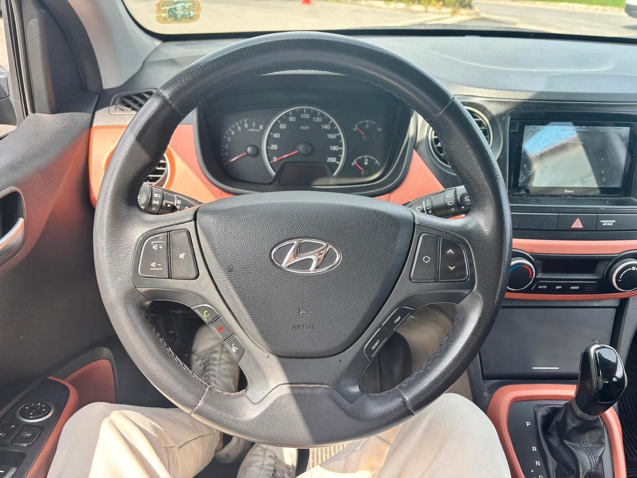 Hyundai i10 CAMBIO AUTOMATICO / GPL