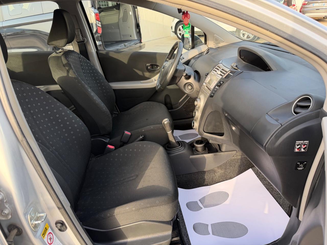 Toyota Yaris 1.0 5 porte “60 Mila Km”