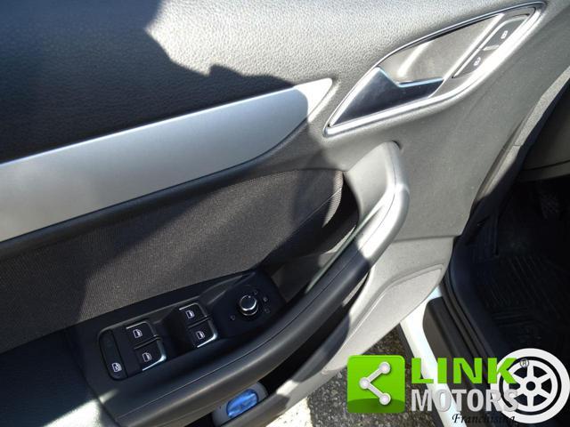 AUDI Q3 2.0 TDI 120 CV Business pacchetto SPORT *UNIPRO*