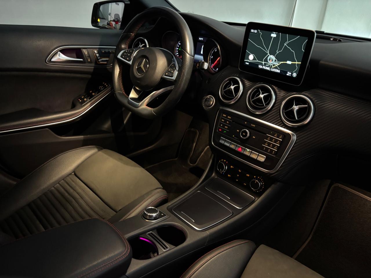 Mercedes-benz A 200 d Automatic 4Matic Premium Amg