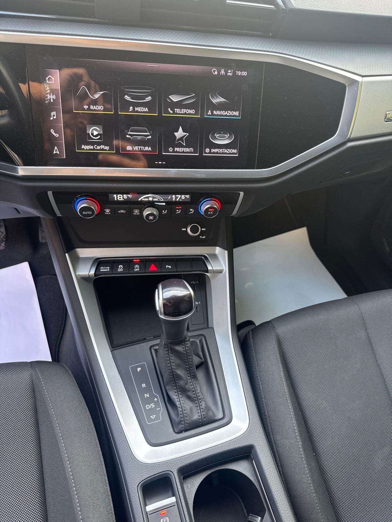 Audi Q3 35 TDI S tronic line edition