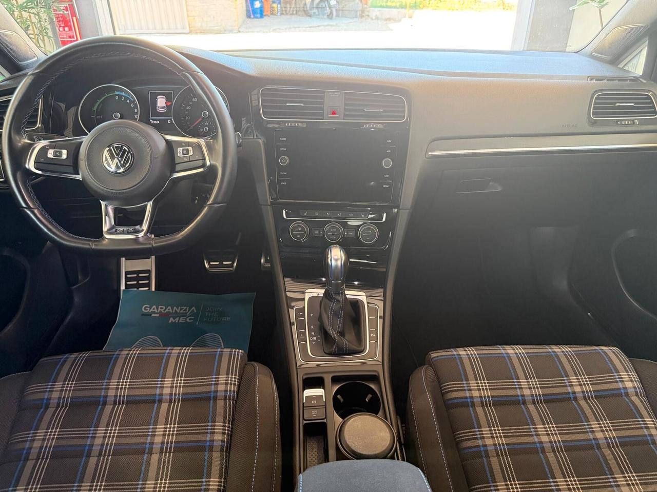 Volkswagen Golf 5p 1.4 tsi Gte plug in Hybrid dsg