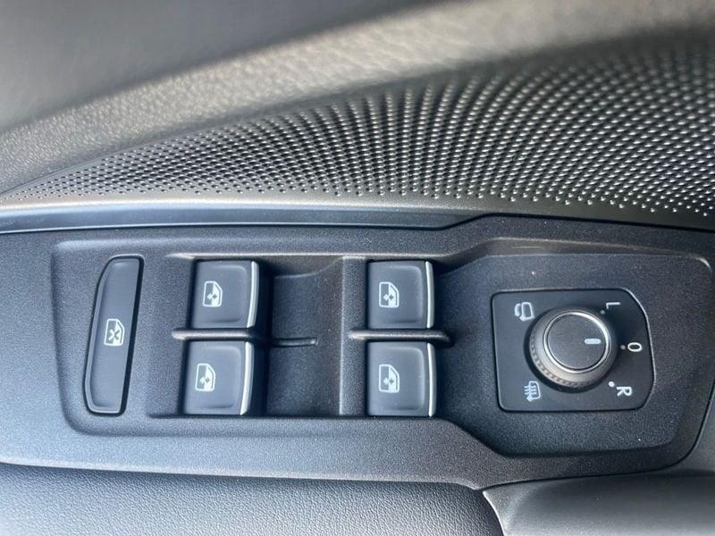 Volkswagen Tiguan Tiguan 2.0 TDI 150 CV DSG R-Line Plus