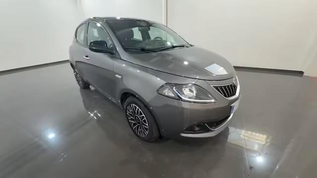 Lancia Ypsilon 1.0 FireFly 5 porte S&S Hybrid Platino
