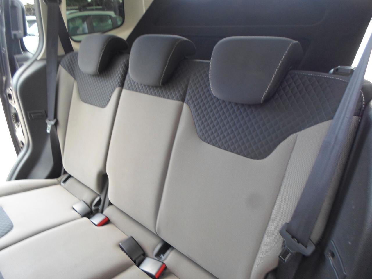 Ford Tourneo Courier 1.5 TDCI 75 CV Plus