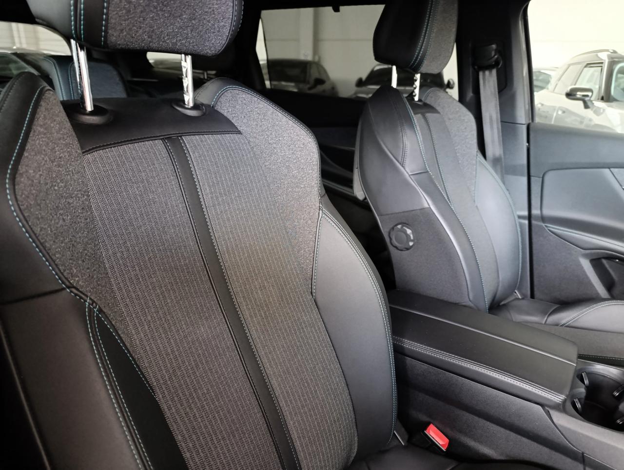 Peugeot 5008 5008 1.5 bluehdi Allure Pack s&s 130cv eat8