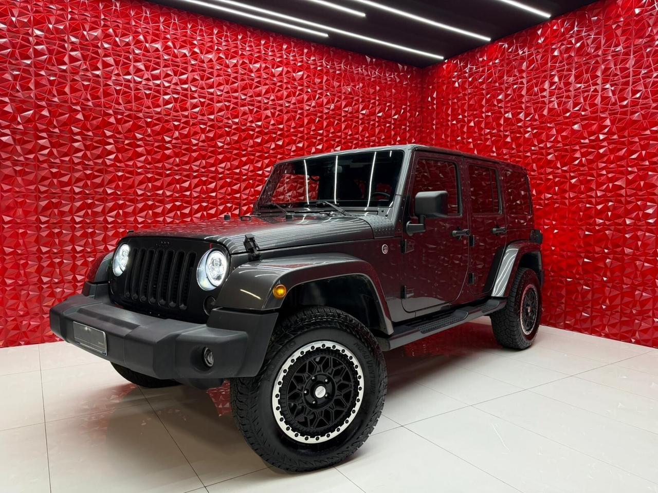 Jeep Wrangler Unlimited 2.8 CRD DPF Sahara Auto Night Eagle